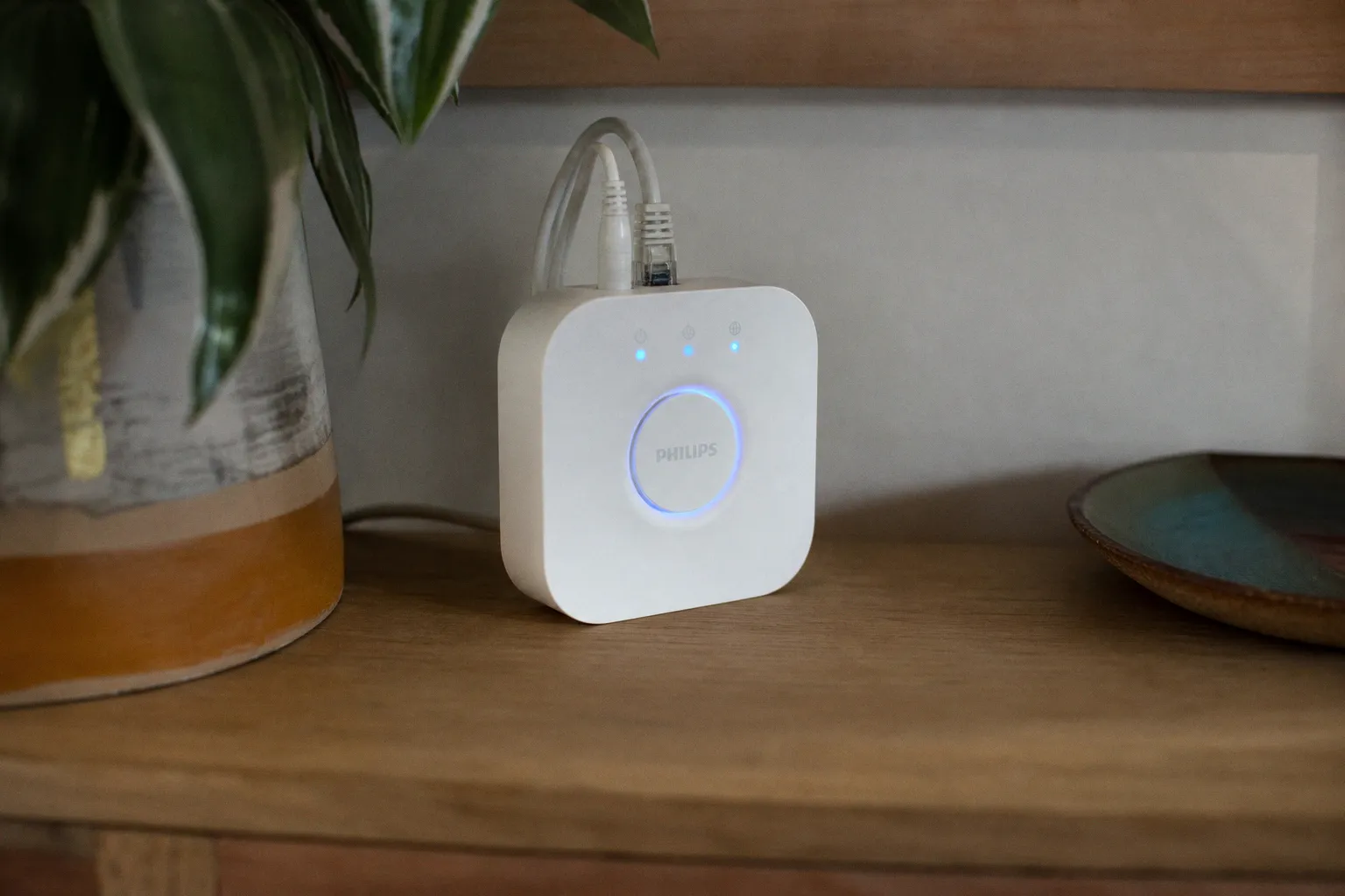 Connect your Philips Hue Bridge Pro smart home hub to Matter